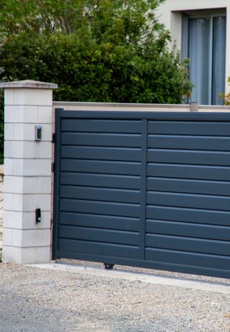 Le portail coulissant